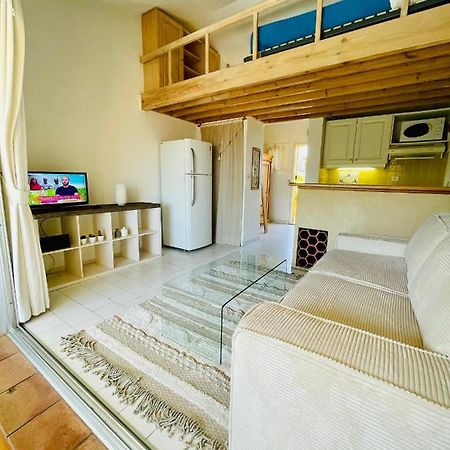Bel Appartement Avec Mezzanine, Vue Mer Et Piscine Cogolin Exterior foto